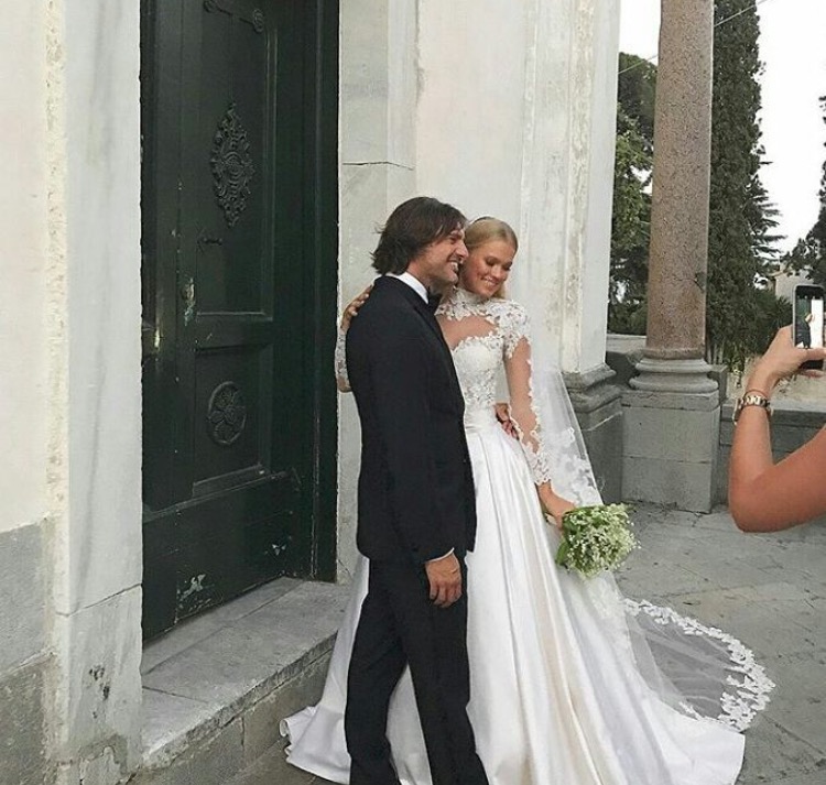 Valerio Morabito sposa la top model Vita Sidorkina, angelo di Victoria